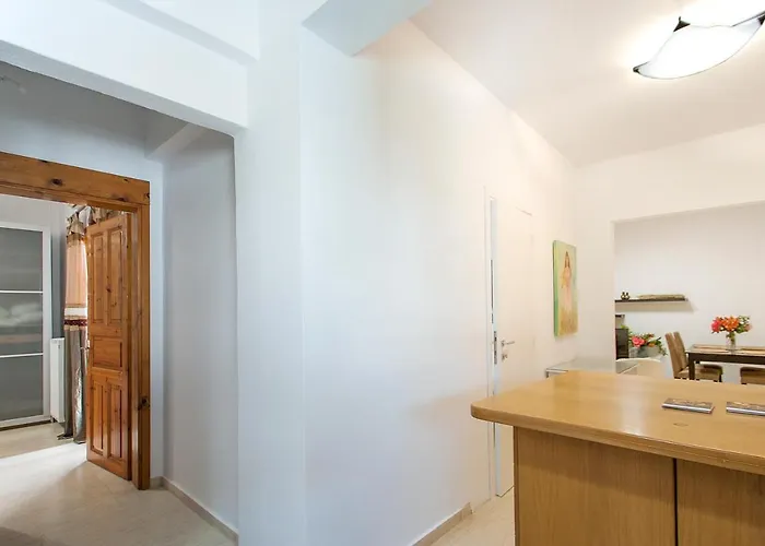 Penelope Downtown Apartment