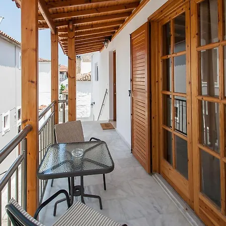 Penelope Downtown Skiathos stad